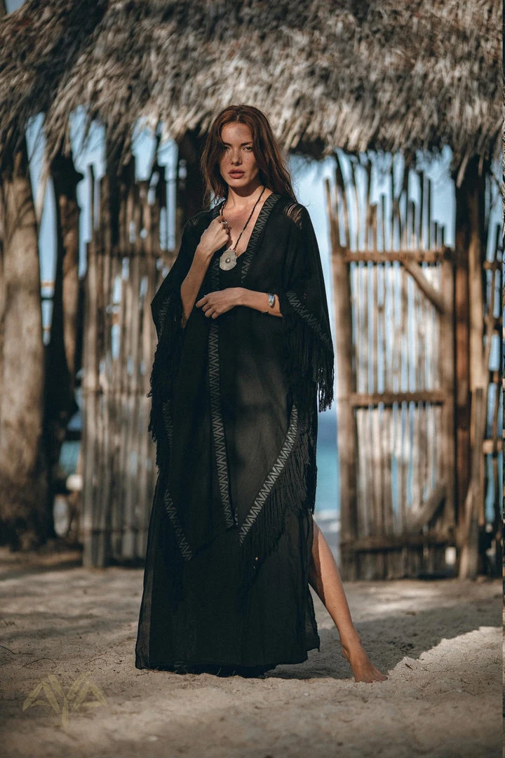 Eddie Black Boho Poncho • Plus Size Clothing • Unisex Hand-loomed Poncho Jackets & Cardigans