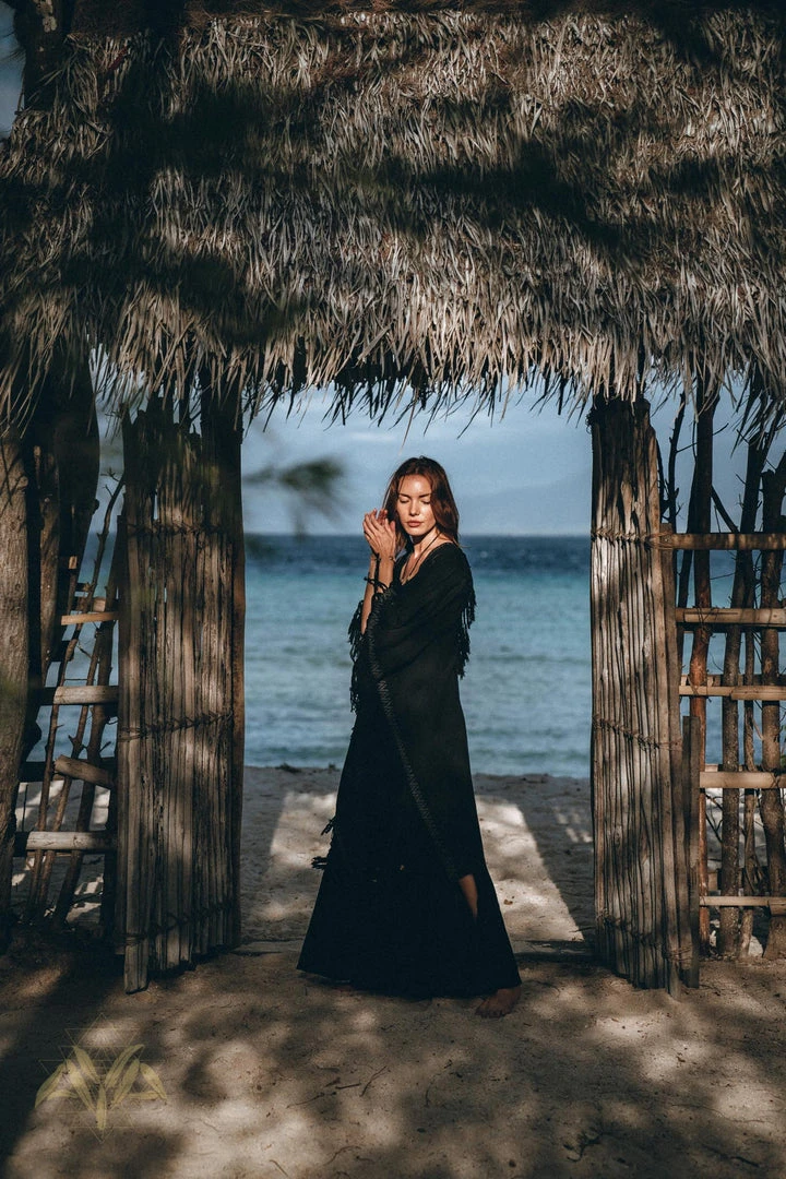 Eddie Black Boho Poncho • Plus Size Clothing • Unisex Hand-loomed Poncho Jackets & Cardigans