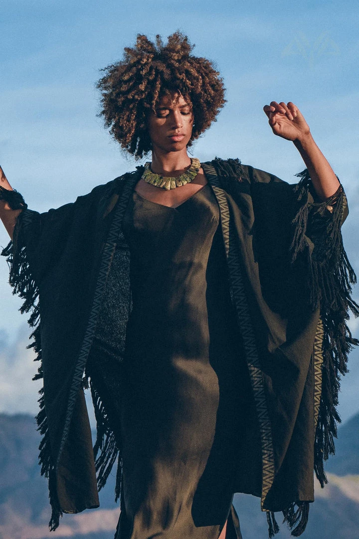 Eddie Black Boho Poncho • Plus Size Clothing • Unisex Hand-loomed Poncho Jackets & Cardigans