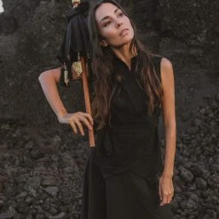 Stop List Black Qigong Kimono Sleeveless Top Vest