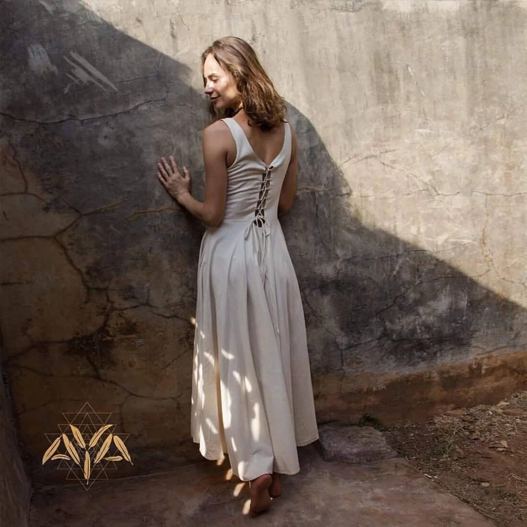 Stop List Organic Boho Bohemian Simple Casual Wedding Dress "Madre Tierra" 4 Stop List Organic Boho Bohemian Simple Casual Wedding Dress "Madre Tierra"